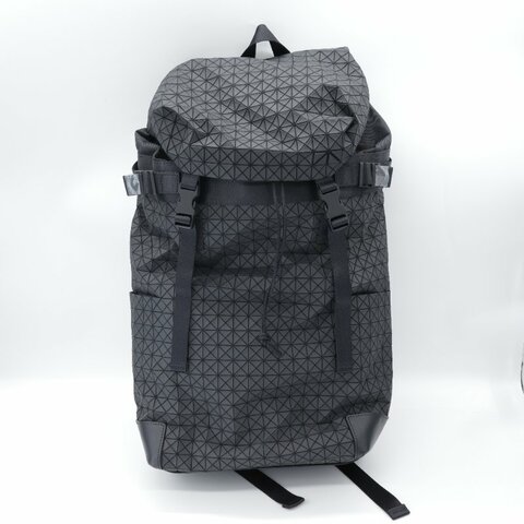 【CP 精選🌟小編推薦】ISSEY MIYAKE 三宅一生 BAOBAO 黑色 電腦包 雙肩包 （有放電腦加厚層 可以側邊開包）超新🌟