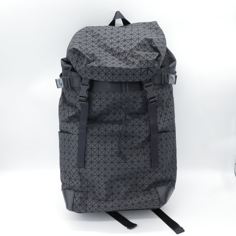 【CP 精選🌟小編推薦】ISSEY MIYAKE 三宅一生 BAOBAO 黑色 電腦包 雙肩包 （有放電腦加厚層 可以側邊開包）超新🌟-0
