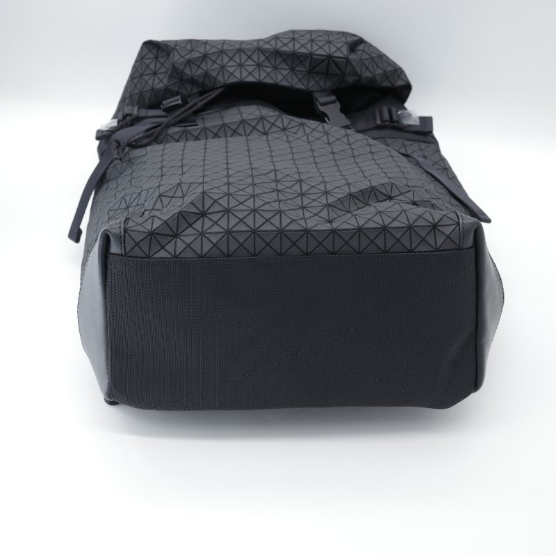 【CP 精選🌟小編推薦】ISSEY MIYAKE 三宅一生 BAOBAO 黑色 電腦包 雙肩包 （有放電腦加厚層 可以側邊開包）超新🌟-6