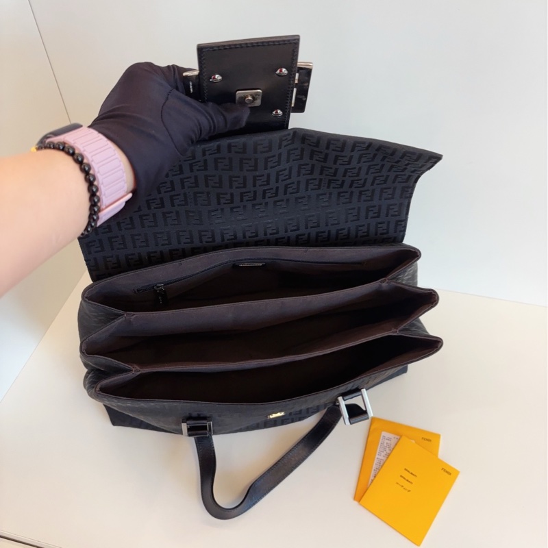 【98新存放品🆕】Fendi 黑銀老花帆布法棍大胖丁 公文腋下托特包 手提包-7