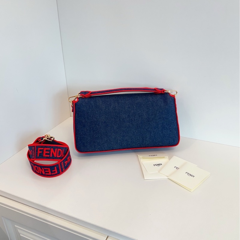 【99新🆕】Fendi Baguette丹寧法棍包 深色牛仔紅色滾邊 大號 單肩斜挎包-1