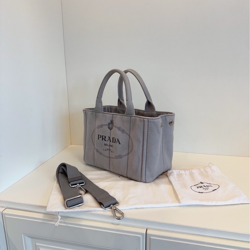 【98新🆕】Prada  淺灰帆布沙灘包 原裝肩帶 經典實用大容量手提包單肩包-3