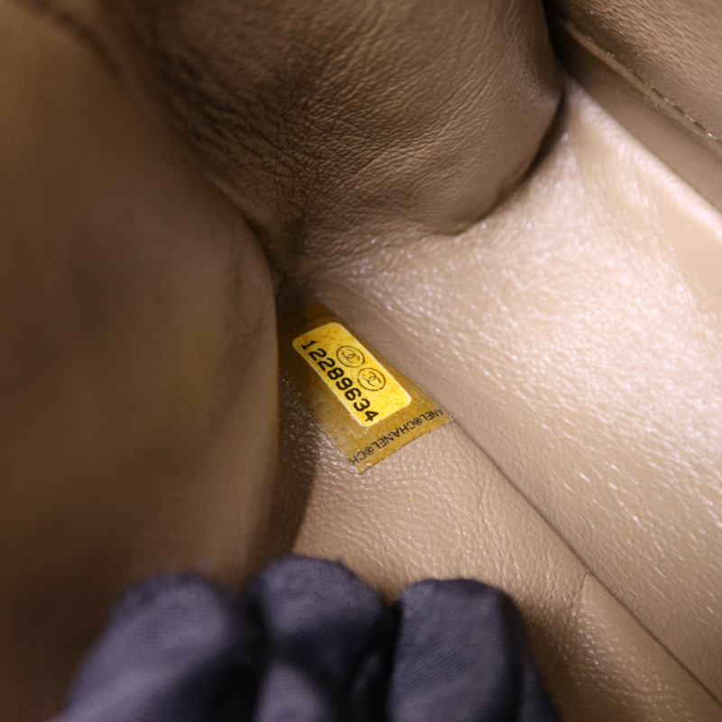 CHANEL 牛皮皮革Shoulder Bag銀扣鏈帶肩背袋-8