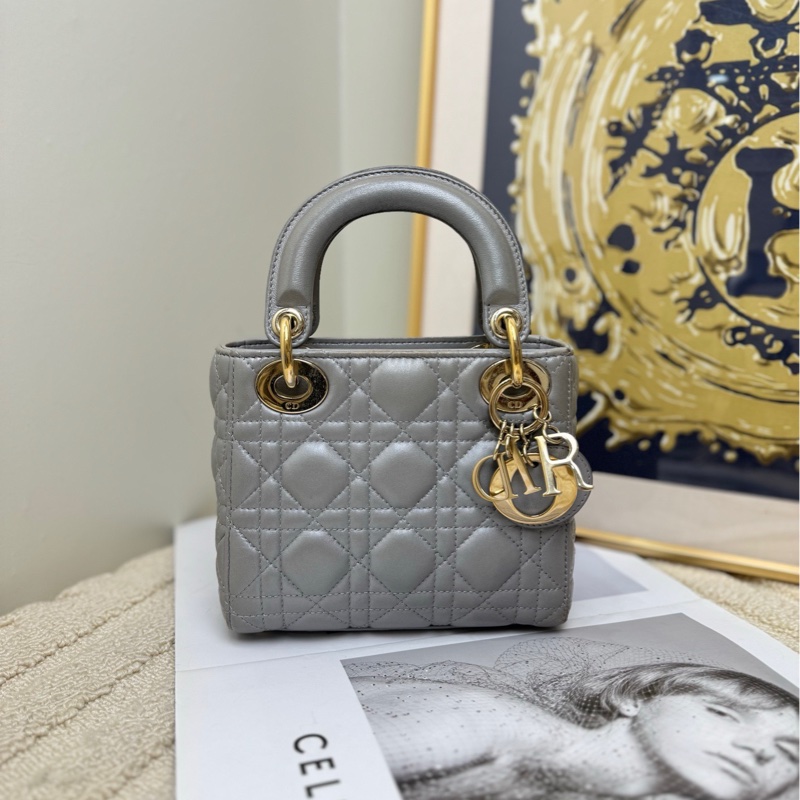 【98🆕】Dior LadyDior戴妃包 三格珠光灰色金扣 手提包-0