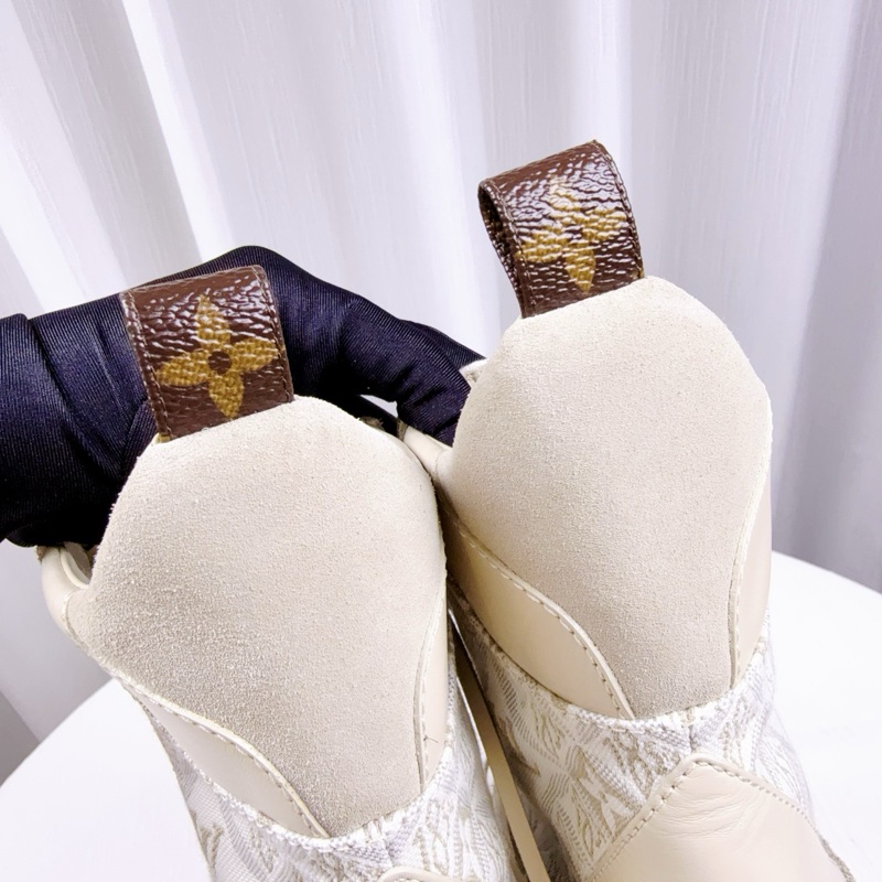 閒置新 路易威登/Louis Vuitton Loreate Jacquard Combat Boots 米色老花厚底軍靴馬丁靴 40碼-10