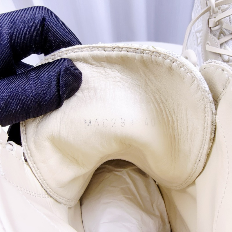 閒置新 路易威登/Louis Vuitton Loreate Jacquard Combat Boots 米色老花厚底軍靴馬丁靴 40碼-13