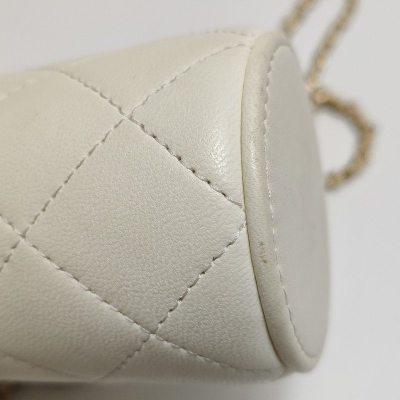 Chanel羊皮純色菱格絎縫雙Clogo斜挎包單肩包-18