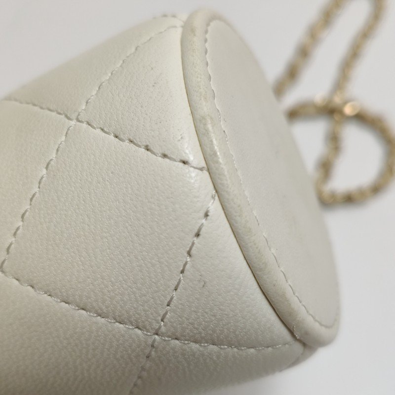 Chanel羊皮純色菱格絎縫雙Clogo斜挎包單肩包-19