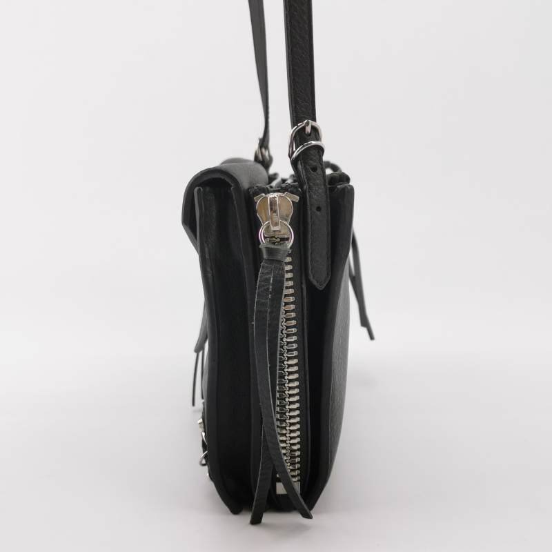 Balenciaga Papier牛皮純色鉚釘流蘇拉鏈隔層斜挎包單肩包-2