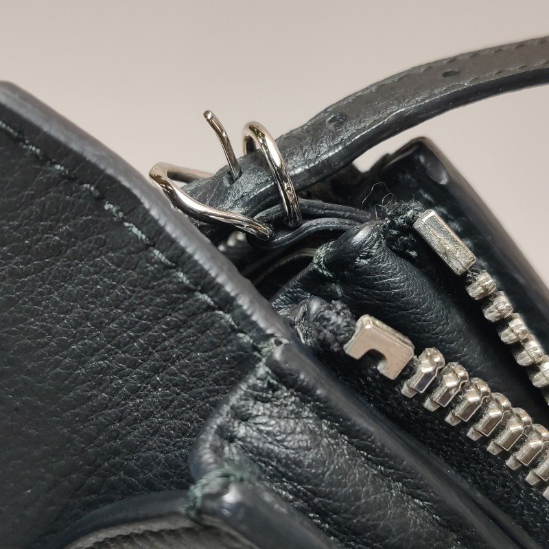 Balenciaga Papier牛皮純色鉚釘流蘇拉鏈隔層斜挎包單肩包-17