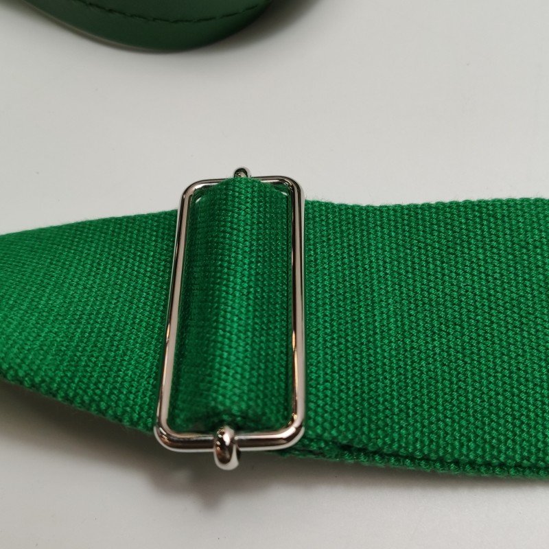 Miu Miu牛皮帆布撞色字母Logo斜挎包單肩包-12