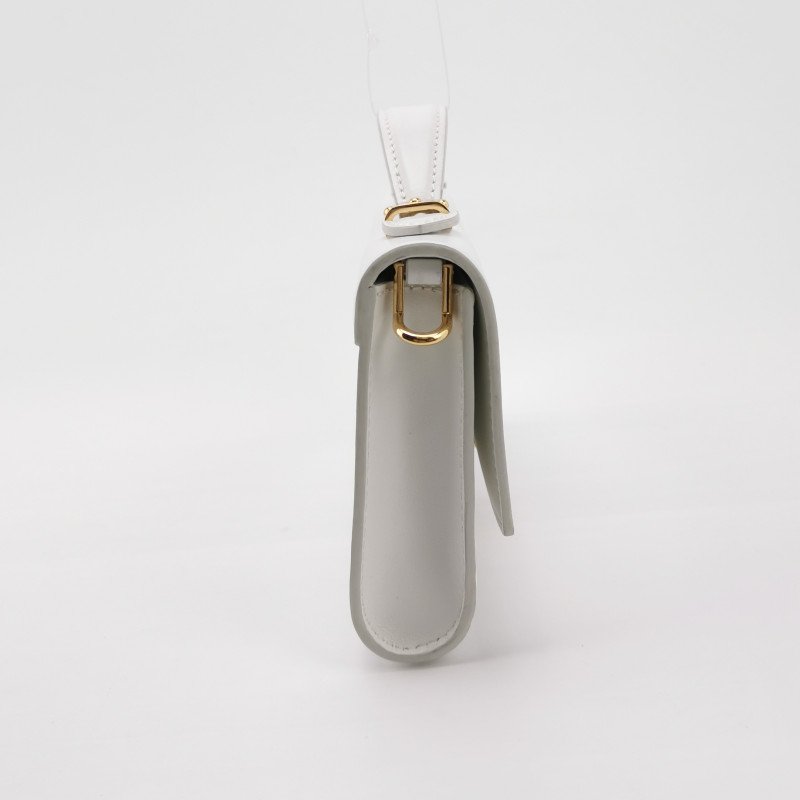 Louis Vuitton(LV)Capucines牛皮純色金屬LV搭扣斜挎包單肩包芯片款-3