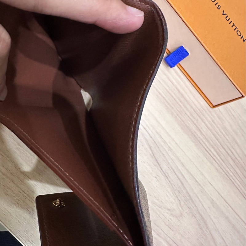LV Victorine 錢包-7