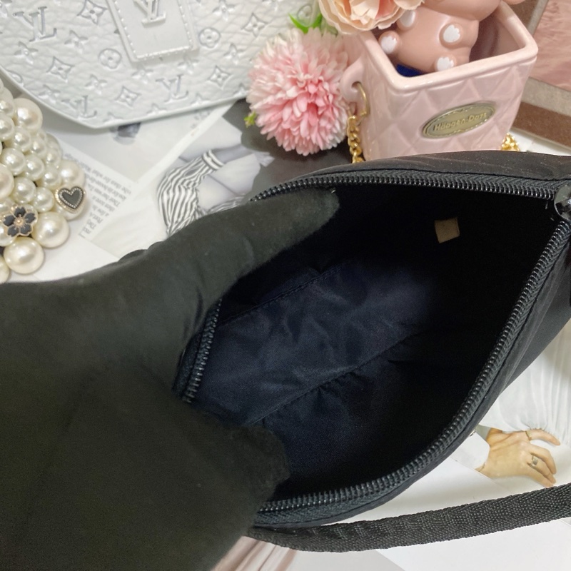 Prada hobo 腋下包🏅-15