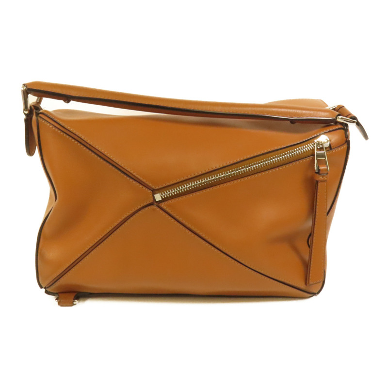 LOEWE 牛皮皮革Puzzle Medium銀扣手挽肩背兩用袋-1