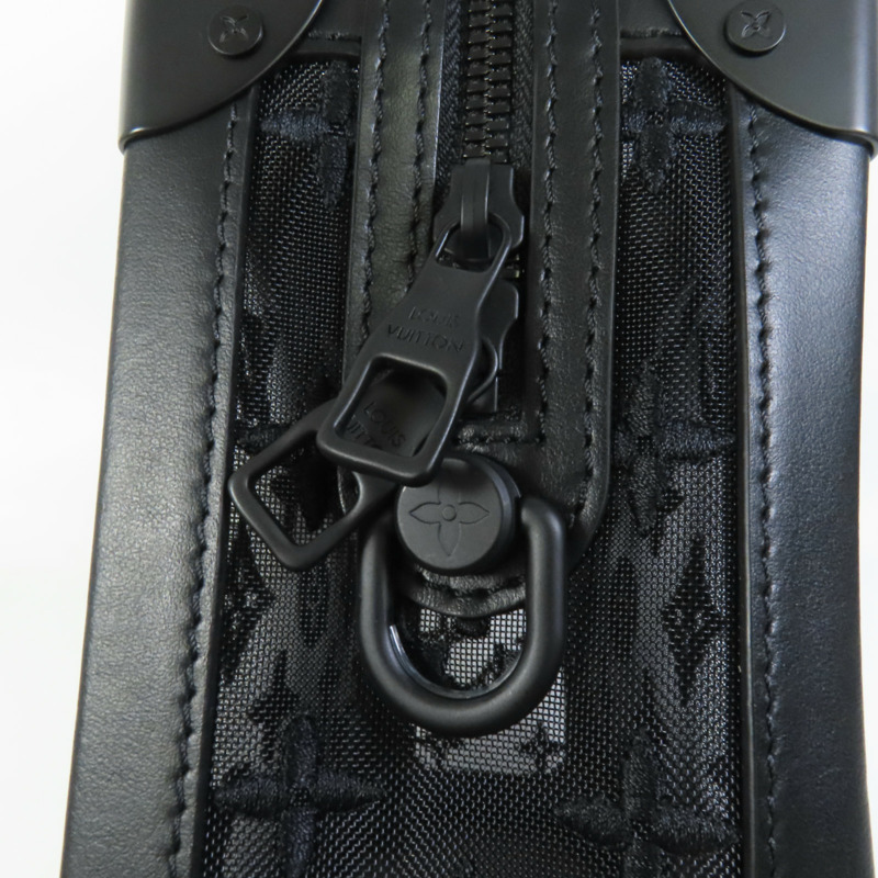 LOUIS VUITTON Monogram Mesh Soft Trunk肩背袋-5