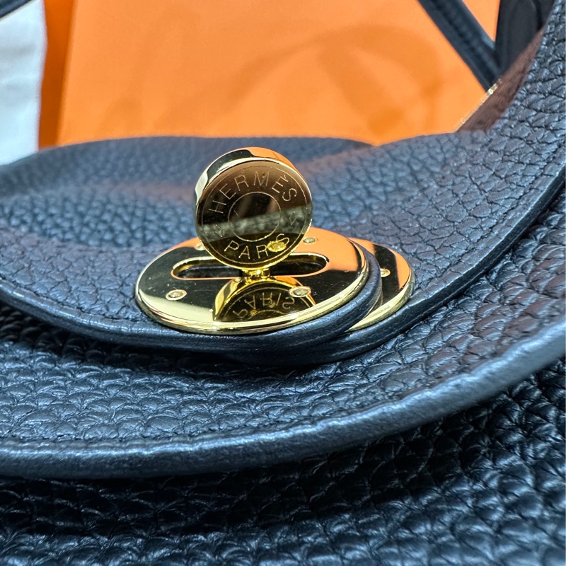Hermès Lindy 26 黑色金釦 手提包/肩背包 A刻-11