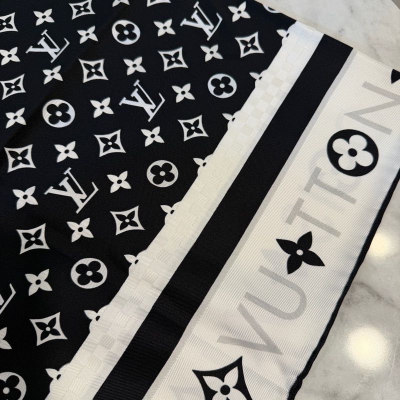 LV 黑白Logo絲質Infinity方巾 M79893-3