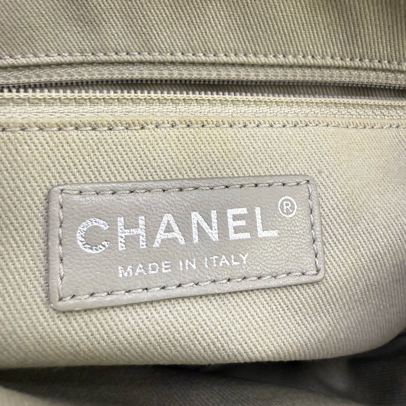 Chanel  Classic Bag-2