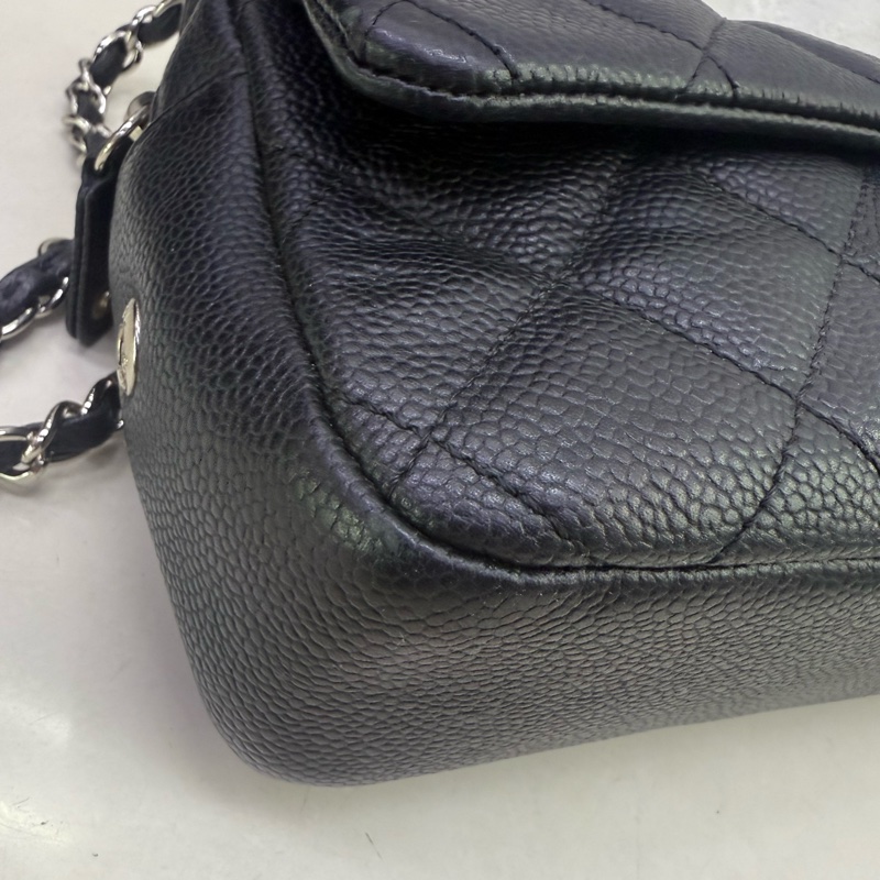 Chanel  Classic Bag-12