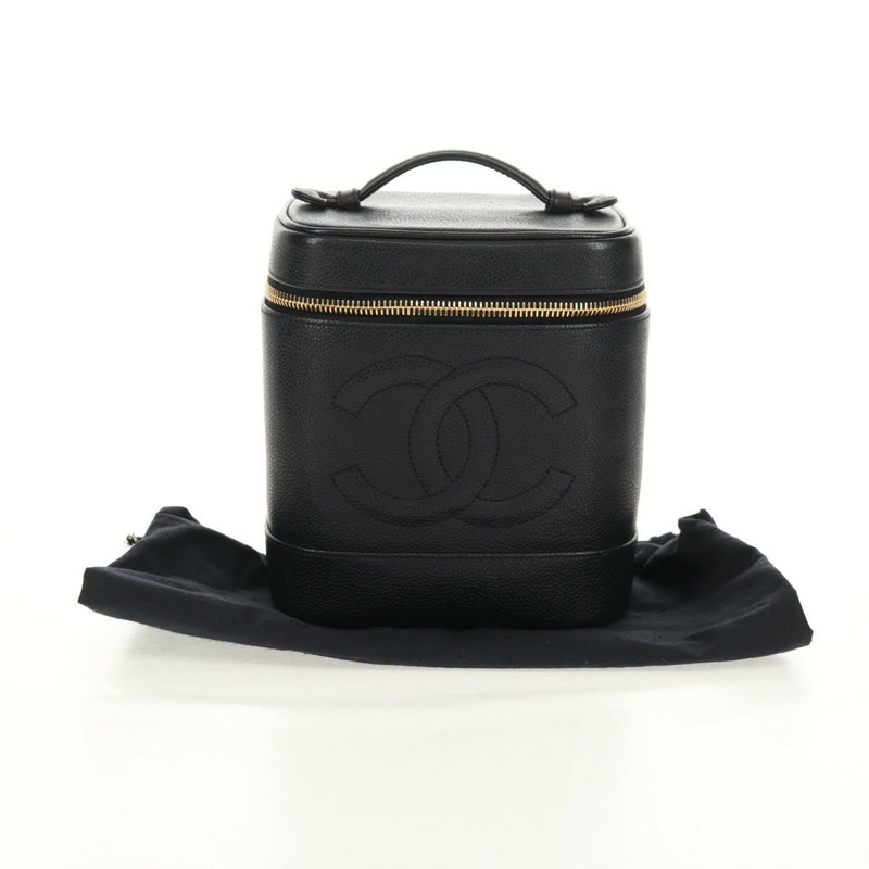 【日本直送】香奈兒 COCO 標誌化妝包,魚子醬皮,黑色,金色 CC 標誌,正品編號 153739SAV-11