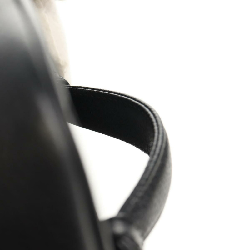 【日本直送】香奈兒 COCO 標誌化妝包,魚子醬皮,黑色,金色 CC 標誌,正品編號 153739SAV-13