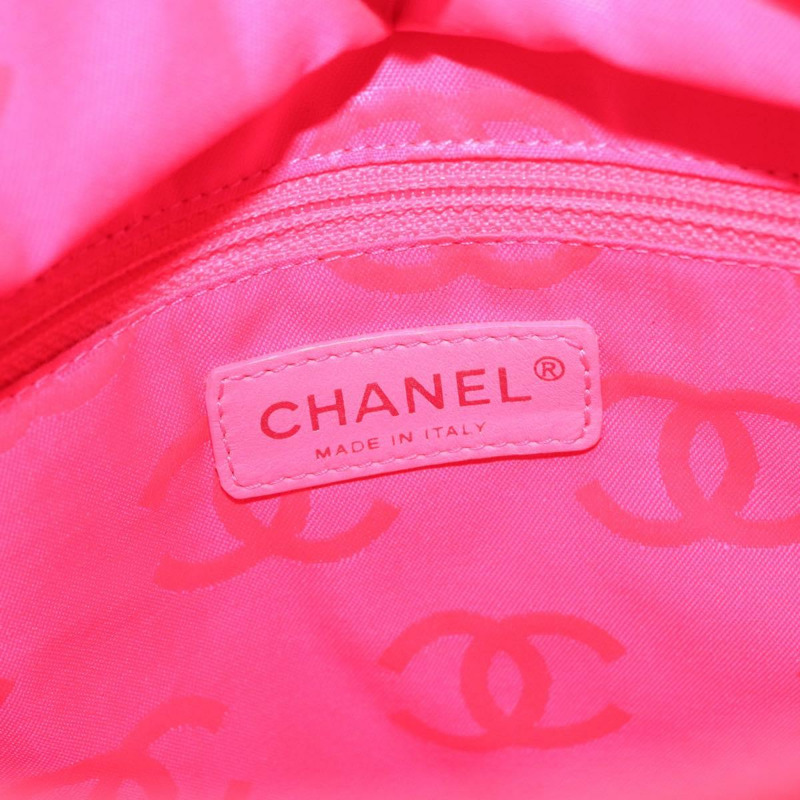 【日本直送】香奈兒 (CHANEL) 絎縫中型 Cambon 系列手提包，小牛皮材質，白色/黑色，CC 標誌，正品編號 156639V-21