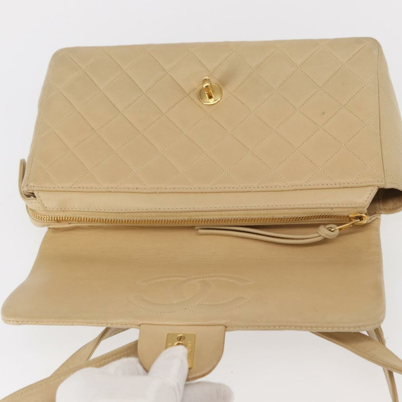 【日本直送】香奈兒 (CHANEL) 絎縫羊皮肩包 米色 金色 CC 標誌 Auth 146557V-18