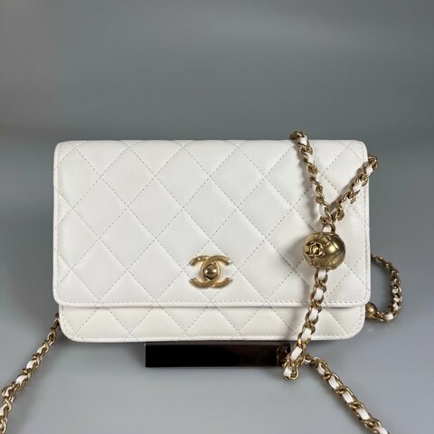 CHANEL AP1450/30開 白羊皮金球WOC