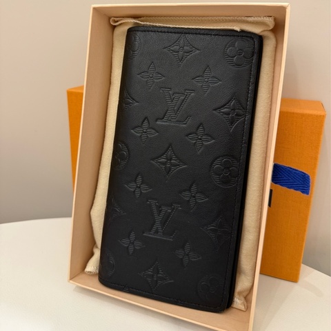 （極新美包）Louis Vuitton路易威登 M62900經典BRAZZA Shadow小牛皮折疊長夾