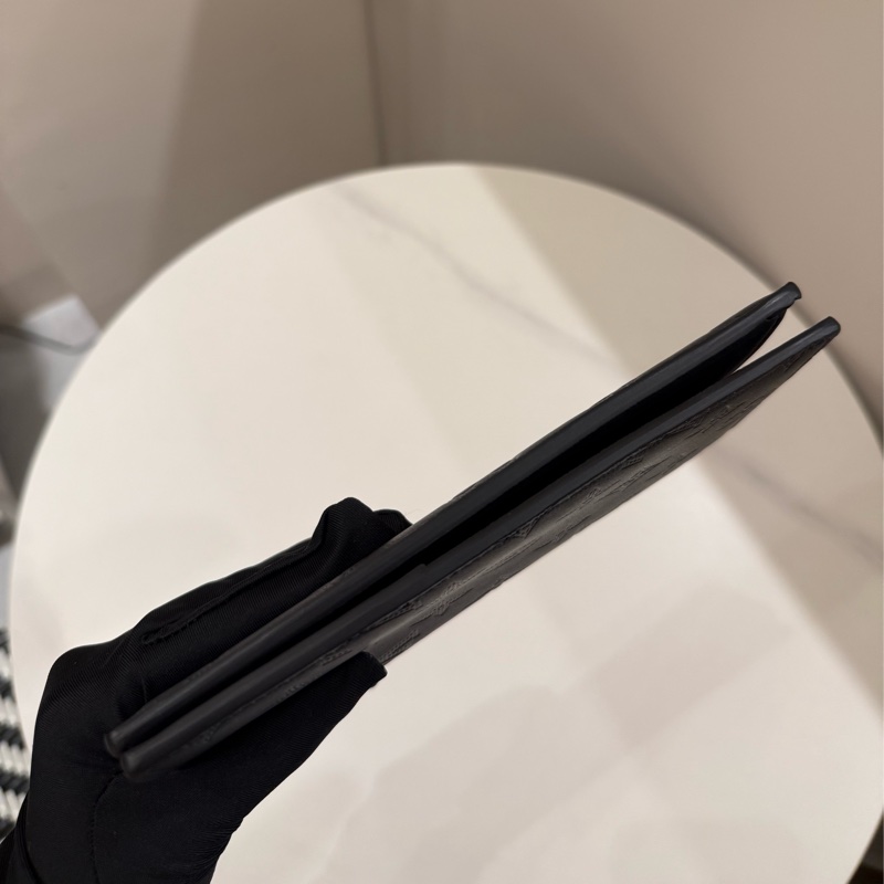 （極新美包）Louis Vuitton路易威登 M62900經典BRAZZA Shadow小牛皮折疊長夾-8