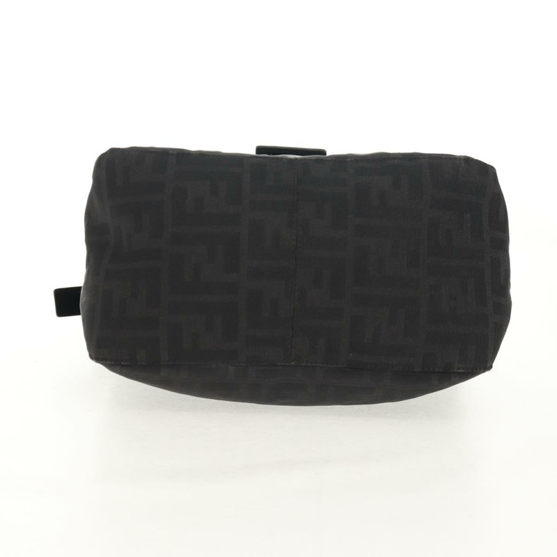 【日本直送】FENDI Zucca帆布Mamma Baguette單肩包 黑色銀色 正品 yk19531V-9