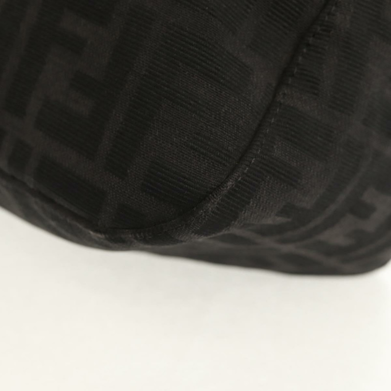 【日本直送】FENDI Zucca帆布Mamma Baguette單肩包 黑色銀色 正品 yk19531V-11