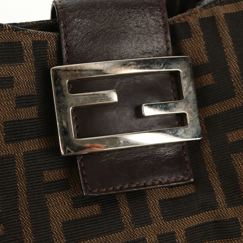 【日本直送】FENDI Zucca帆布Mamma Baguette單肩包 黑色棕色 正品 152862V-14
