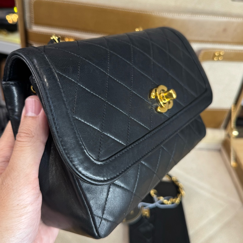 上架中🔑Chanel 古董黑金羊小黛妃coco金釦鍊包(子母包)-2