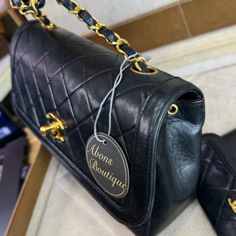 上架中🔑Chanel 古董黑金羊小黛妃coco金釦鍊包(子母包)-13