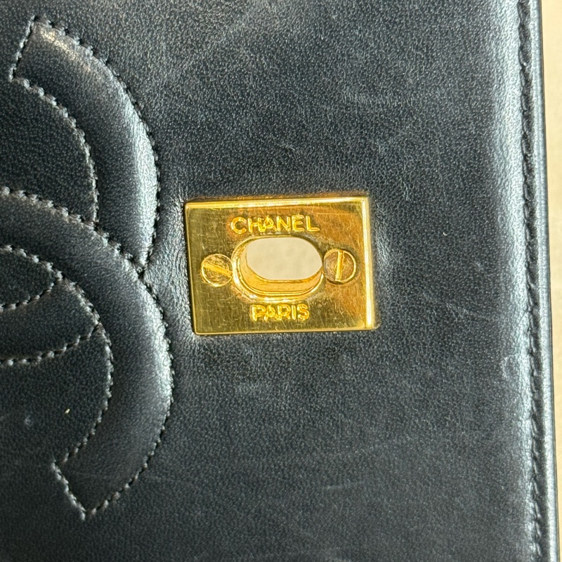 上架中🔑Chanel 古董黑金羊小黛妃coco金釦鍊包(子母包)-16