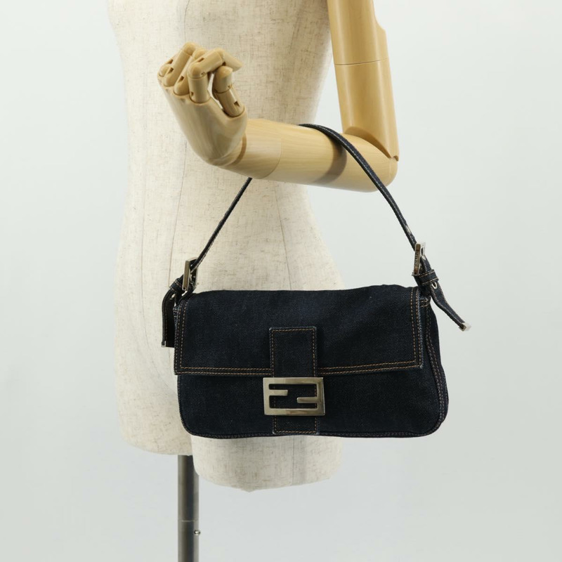 【日本直送】FENDI Mamma Baguette 單肩包 牛仔藍 海軍藍 銀色 正品 yk19890V-25