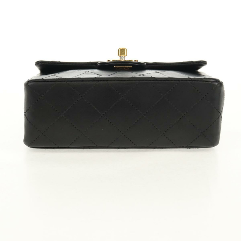 【日本直送】香奈兒 (CHANEL) 絎縫鏈條肩背包，羊皮材質，黑色，金色雙C標誌，貨號 142988V-4