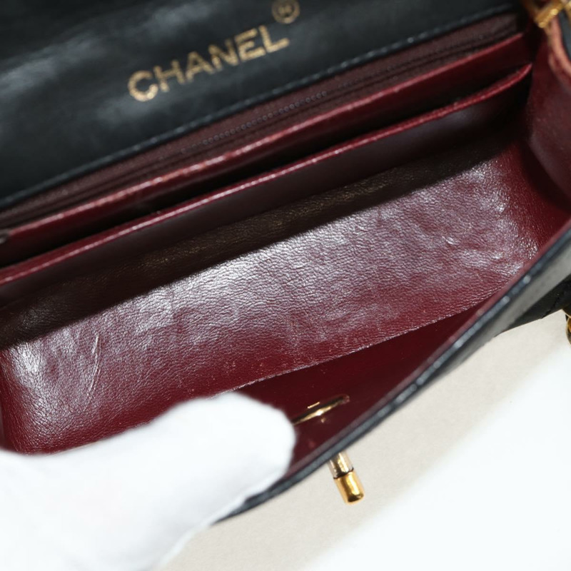【日本直送】香奈兒 (CHANEL) 絎縫鏈條肩背包，羊皮材質，黑色，金色雙C標誌，貨號 142988V-8