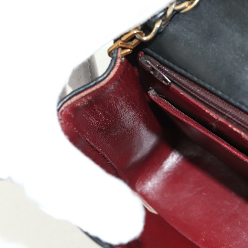 【日本直送】香奈兒 (CHANEL) 絎縫鏈條肩背包，羊皮材質，黑色，金色雙C標誌，貨號 142988V-24