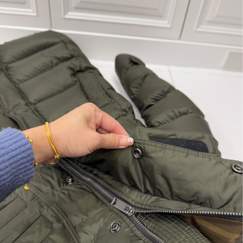 BURBERRY 軍綠色 長版羽絨外套 風衣外套 羽絨外套-20