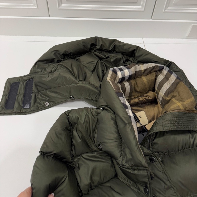 BURBERRY 軍綠色 長版羽絨外套 風衣外套 羽絨外套-26