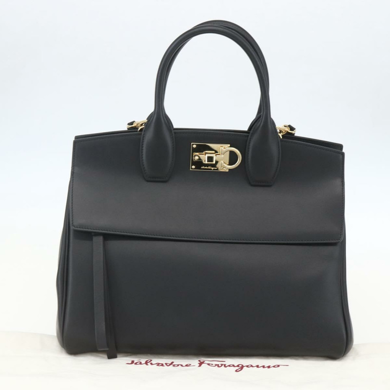 【日本直送】Salvatore Ferragamo Gancini 手提包 皮革 2way 黑色金色 正品 gh1393V-11