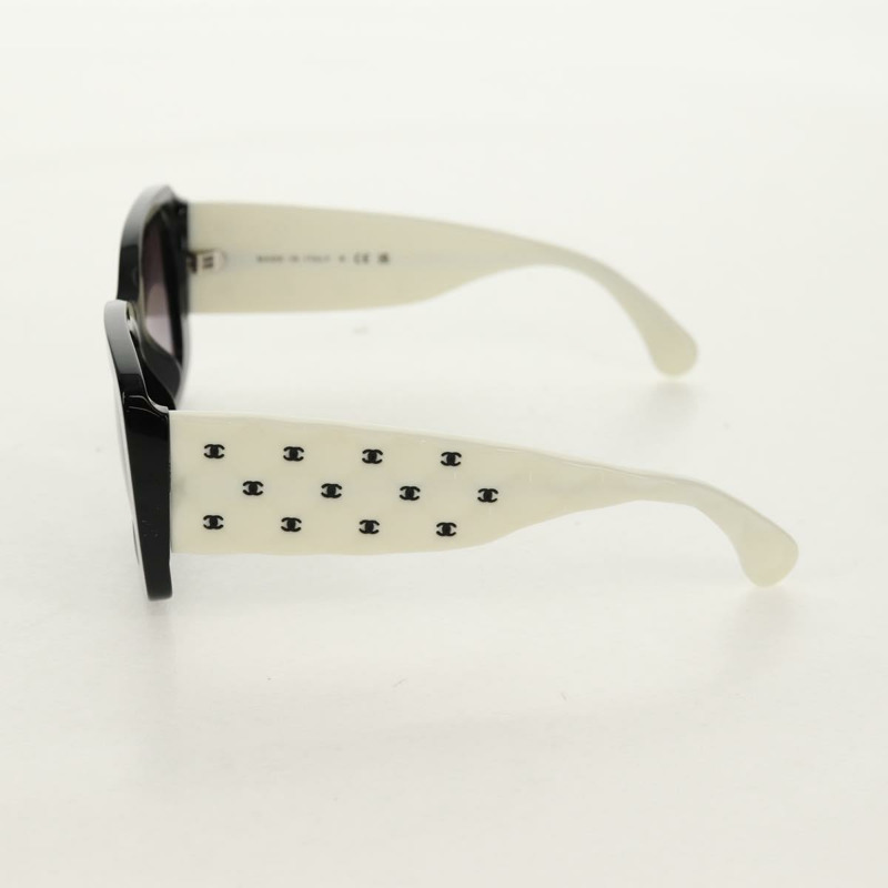 【日本直送】香奈兒 COCO 標誌太陽眼鏡，塑膠材質，黑白配色，CC 標誌，正品 yk20094V-2