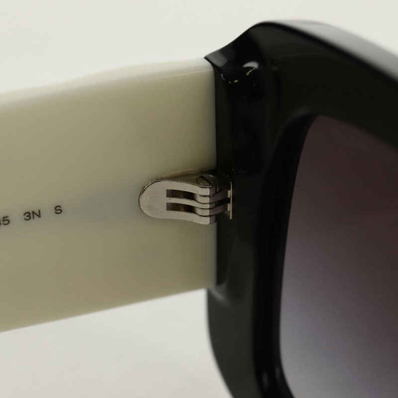 【日本直送】香奈兒 COCO 標誌太陽眼鏡，塑膠材質，黑白配色，CC 標誌，正品 yk20094V-18