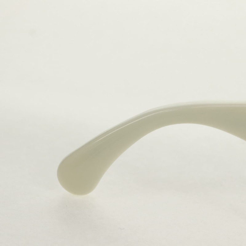 【日本直送】香奈兒 COCO 標誌太陽眼鏡，塑膠材質，黑白配色，CC 標誌，正品 yk20094V-19