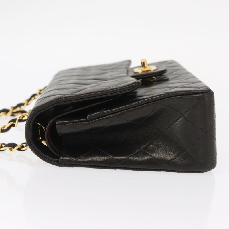 【日本直送】香奈兒 Matelasse 25 雙蓋鏈條肩背包,羊皮材質,金色 CC 標誌,正品 ka720SV-3