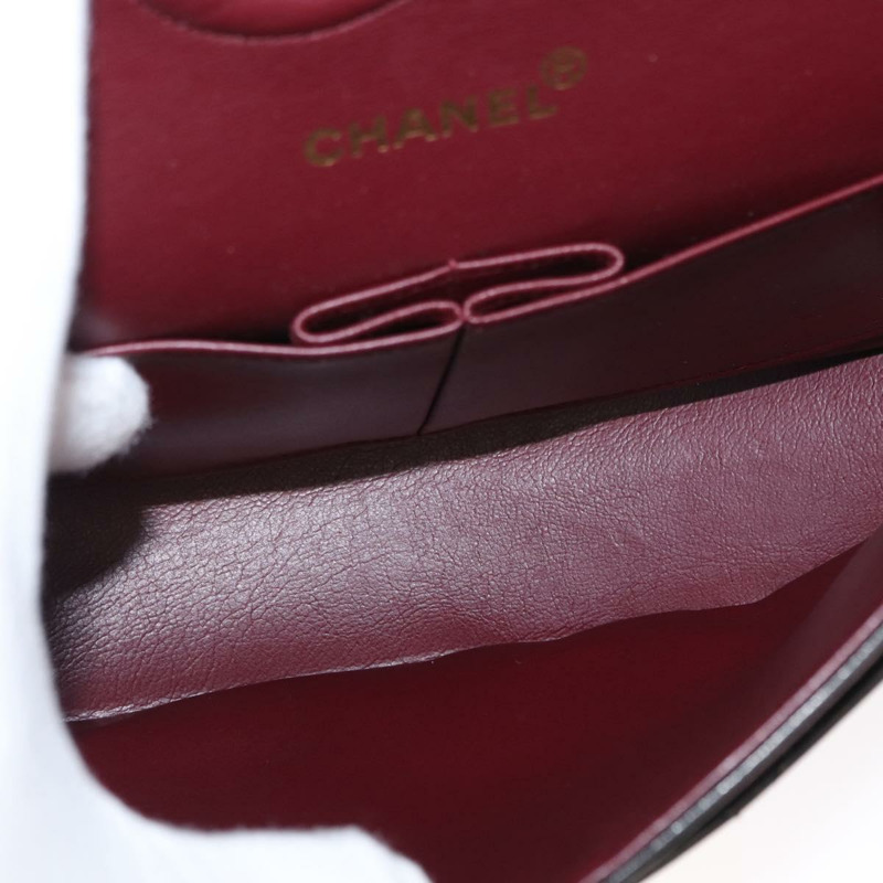 【日本直送】香奈兒 Matelasse 25 雙蓋鏈條肩背包,羊皮材質,金色 CC 標誌,正品 ka720SV-8