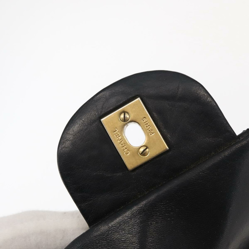 【日本直送】香奈兒 Matelasse 30 鏈條肩背包,羊皮材質,黑色,金色雙C標誌,正品編號 156627SAV-21